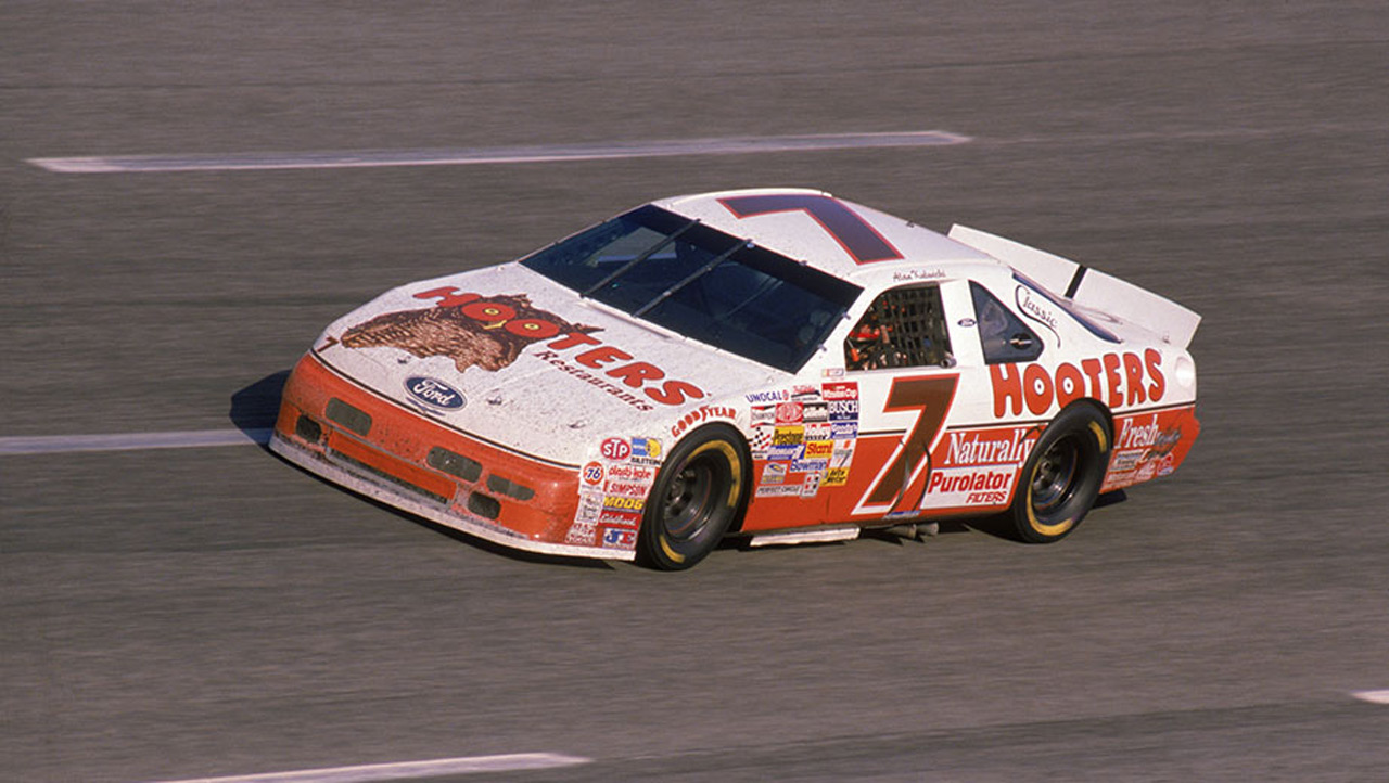 Alan kulwicki nascar trowback 1992 car