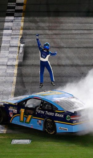 Ricky stenhouse daytona win