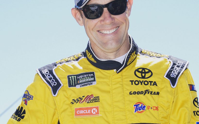 Matt kenseth 20 joe gibbs racing