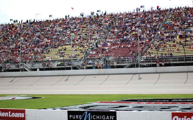 Nascar michigan international speedway 2015