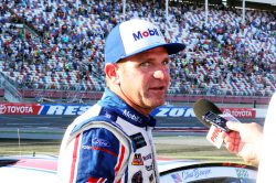 Clint bowyer nascar picture